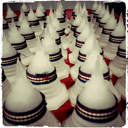 ලක්ෂයක් දාගැබ් පාවාඩ වටතිර පූජාව